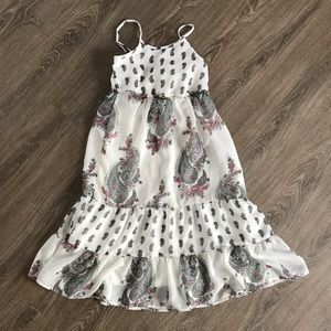 Girls size 5/6 spaghetti strap tiered dress